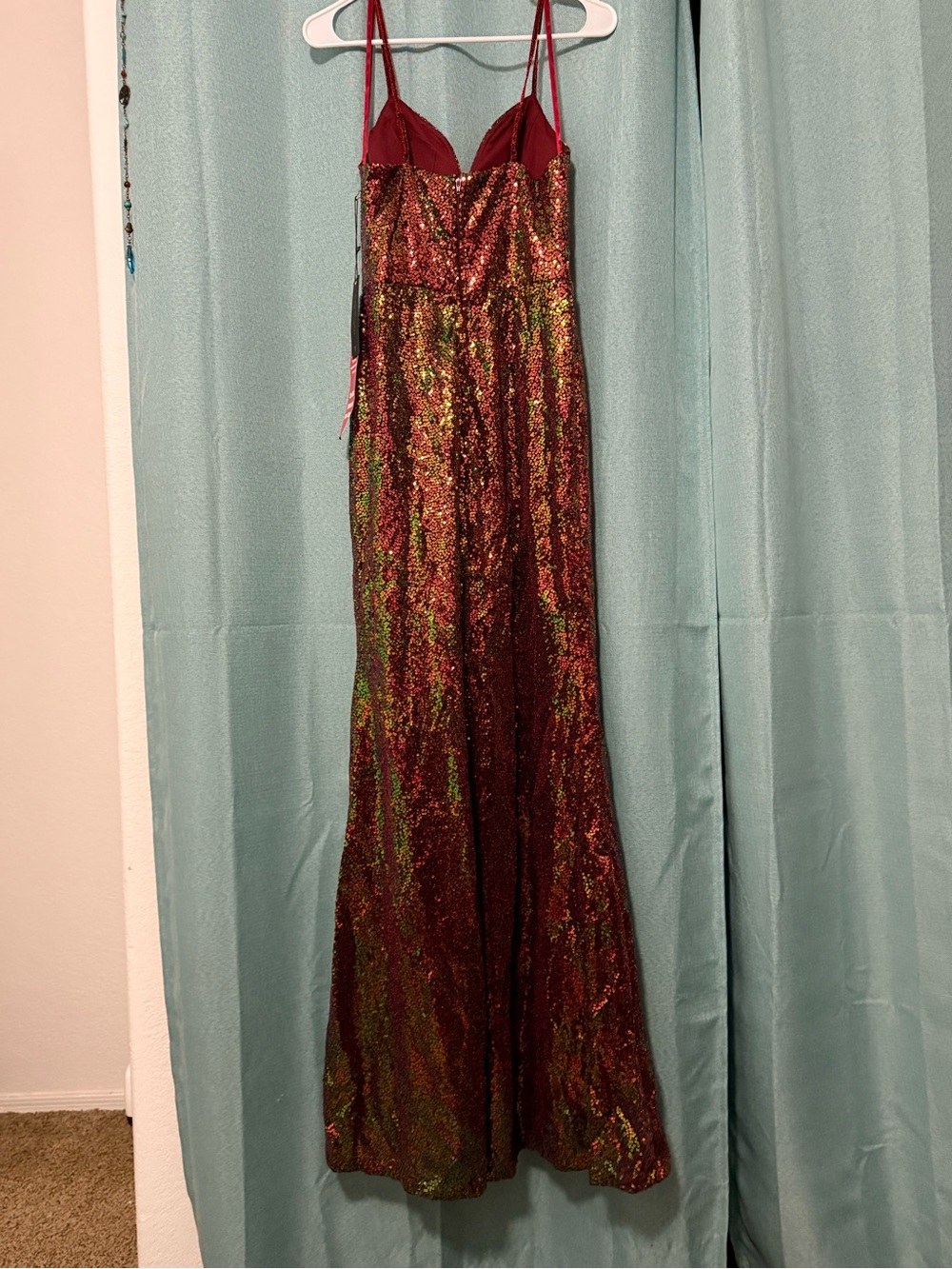 Red Iridescent Sequin Formal Gown Deep V-Neck Size 5 by City Triangles NWT - Picture 6 of 13